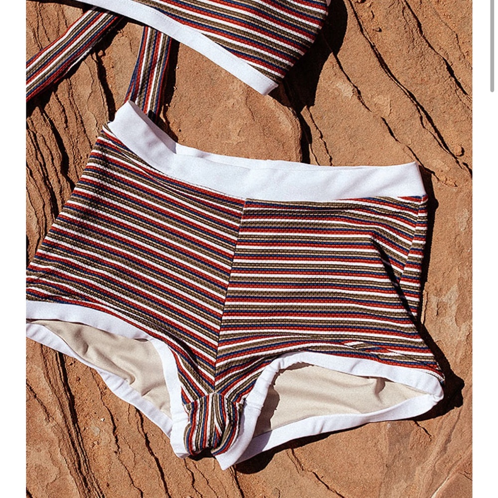 Rem Blair signature boy short bottom striped S